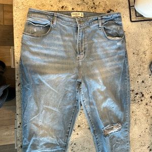 Abercrombie Jeans High Rise Super Skinny Distressed Size 34